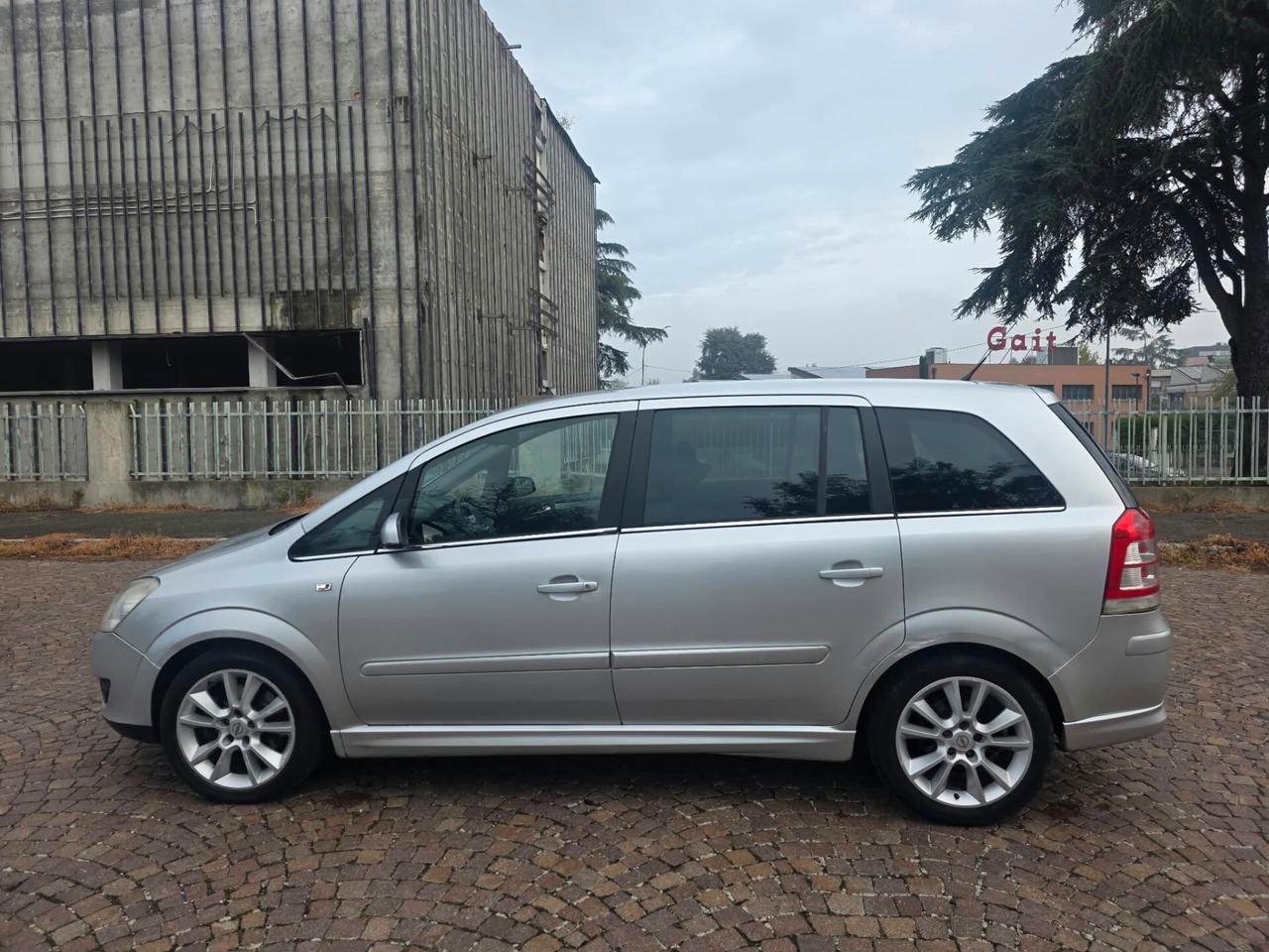Opel Zafira 1.9 16V CDTI 150CV Cosmo