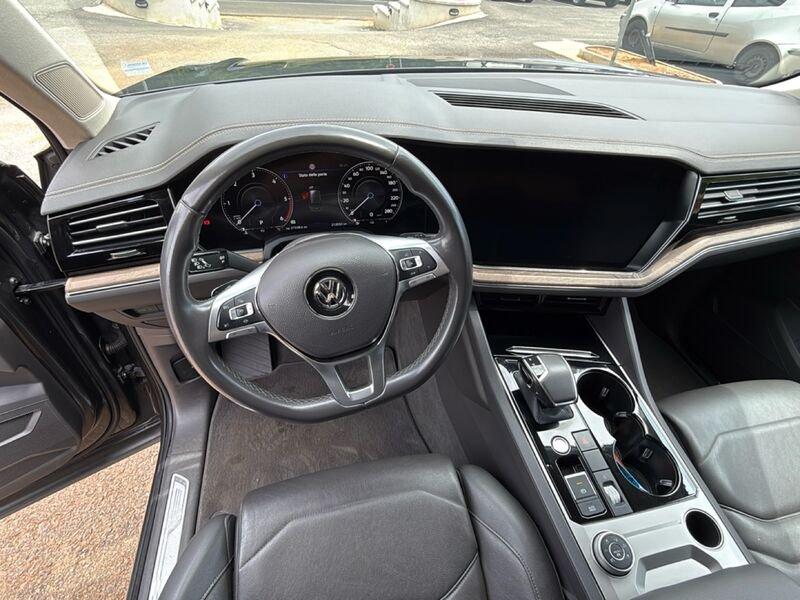 Volkswagen Touareg 3.0 V6 TDI SCR 210kW Advanced