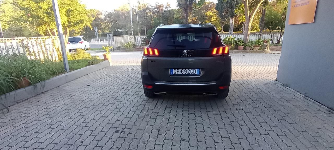 PEUGEOT 5008 BlueHDi 130 S&S EAT8 GT Line