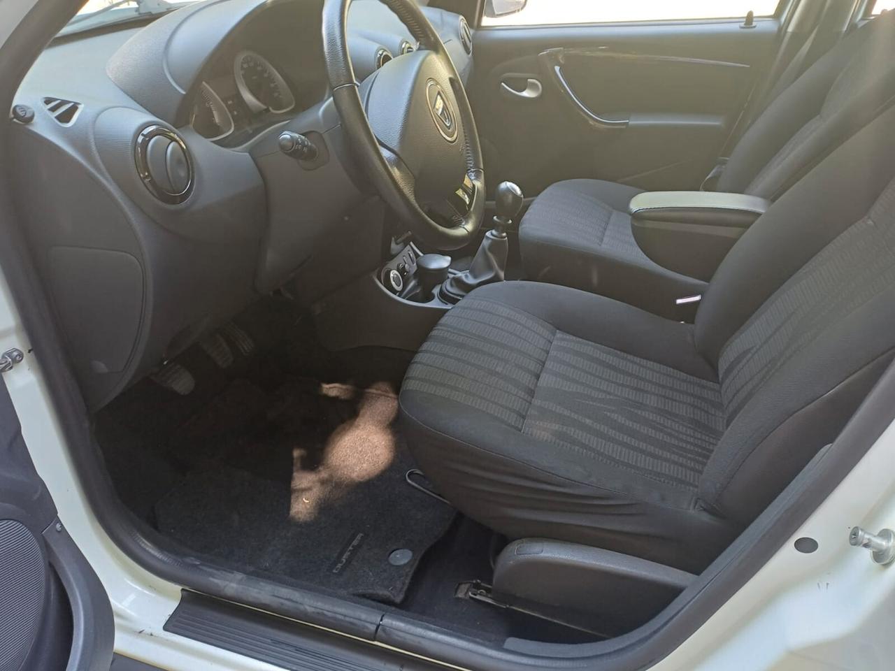 Dacia Duster 1.5 DCI 4X4 GANCIO TRAINO