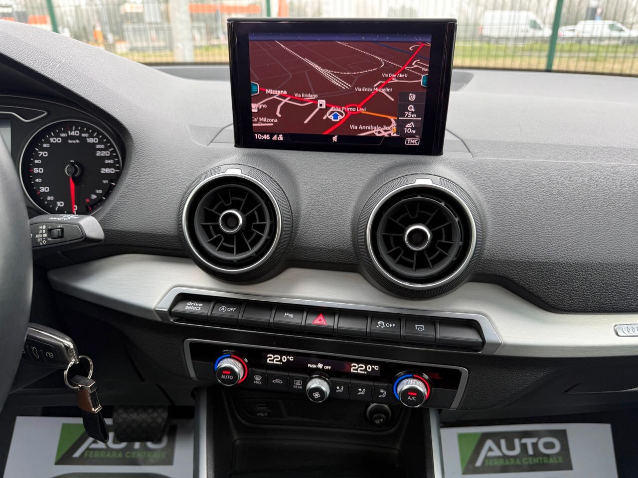 Audi Q2 30 TDI S tronic Identity Black 1.6 my20