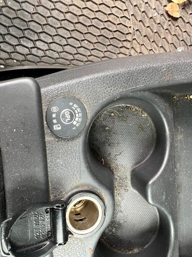 Dacia Dokker 1.6 8V 110CV GPL Comfort