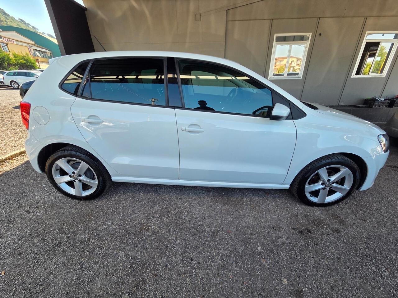 Volkswagen Polo 1.6 5 porte Highline BiFuel