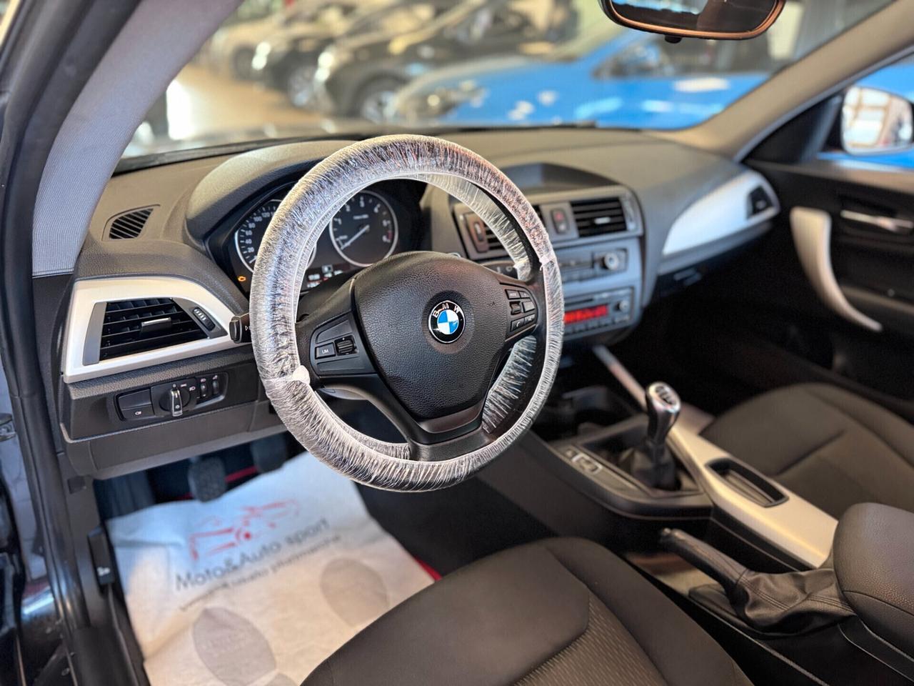 Bmw 114 114d 3p. Unique