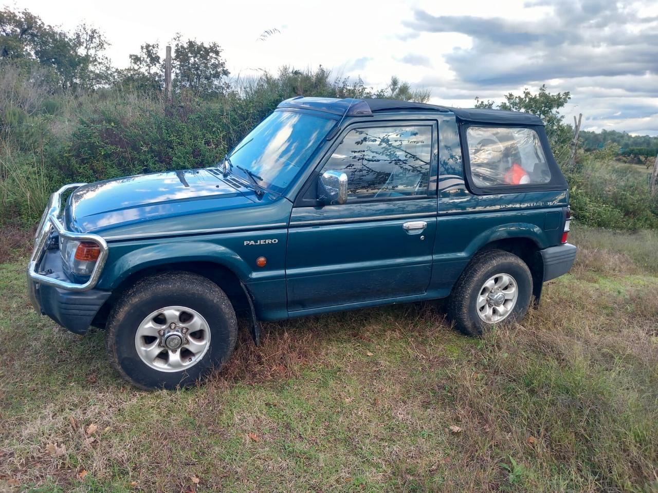 Mitsubishi Pajero Canvas Top vettura con certificazione ASI