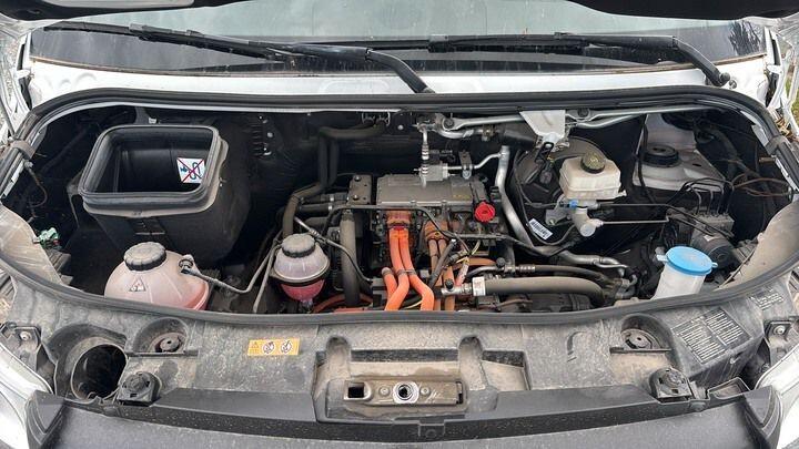MERCEDES BENZ eSPRINTER FURGONE ELETTRICO