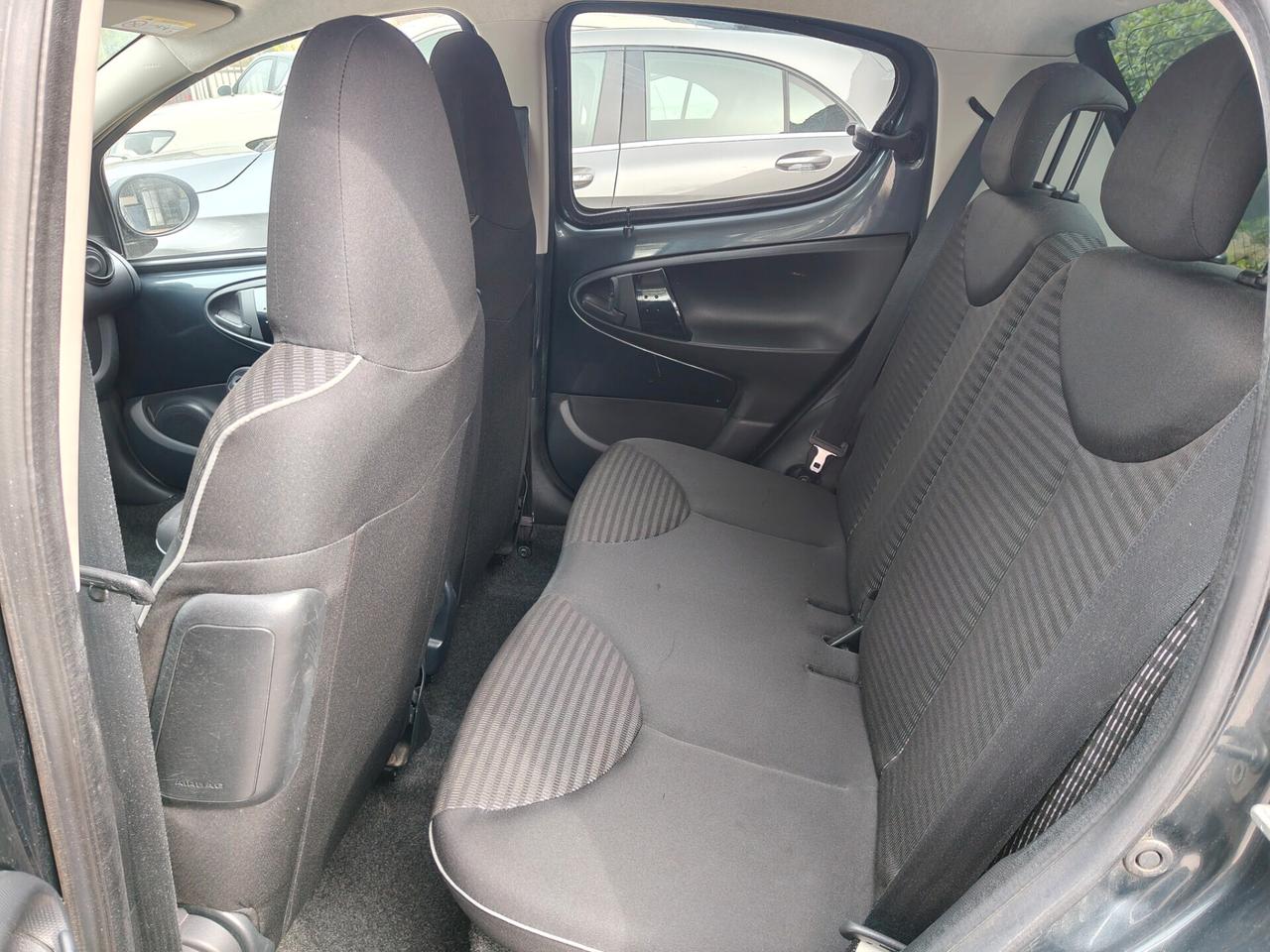 Peugeot 107 1.0 68CV 5p. Active **solo 63000km**