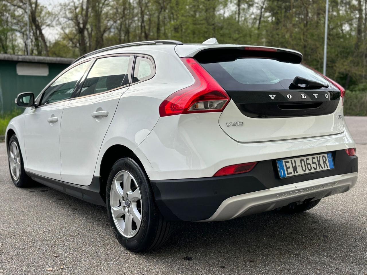 Volvo V40 Cross Country V40 Cross Country D2 1.6 Powershift Summum*GancioTraino*