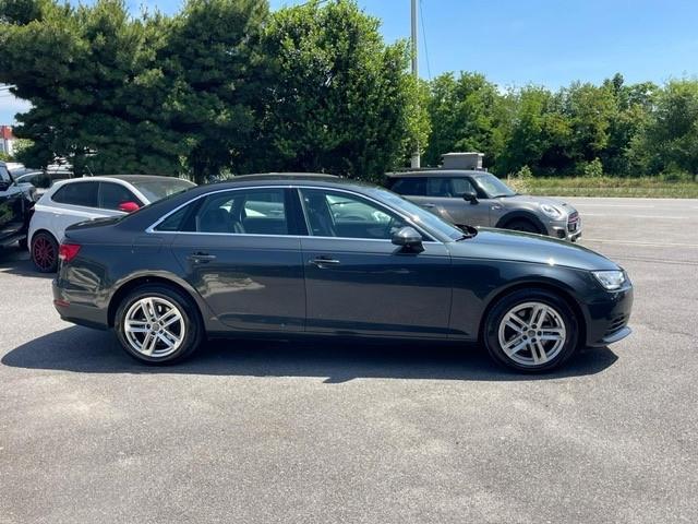 Audi A4 2.0 TDI 150 CV ultra S tronic Sport