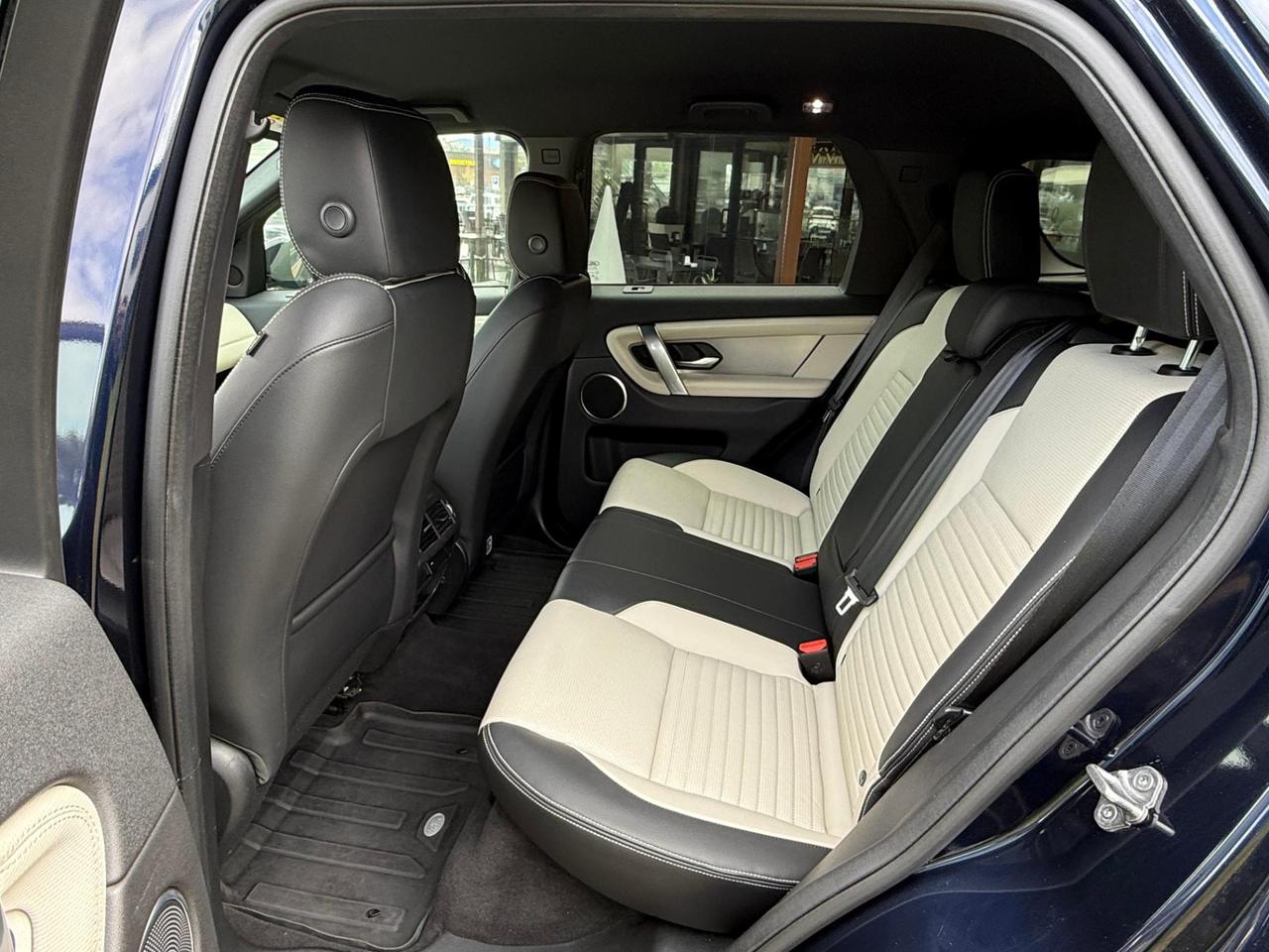 Land Rover Discovery Sport 2.0 si4 Mhev R-Dynamic S AWD 200cv auto 70000Km