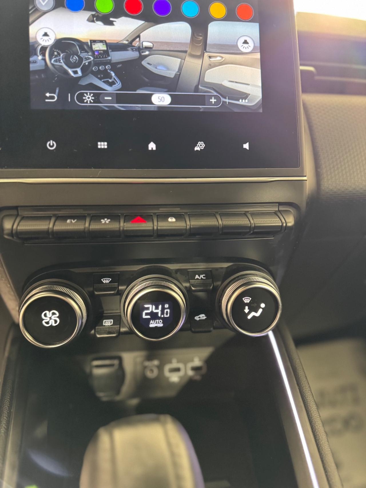 Renault Clio Full Hybrid E-Tech 140 CV 5 porte Intens