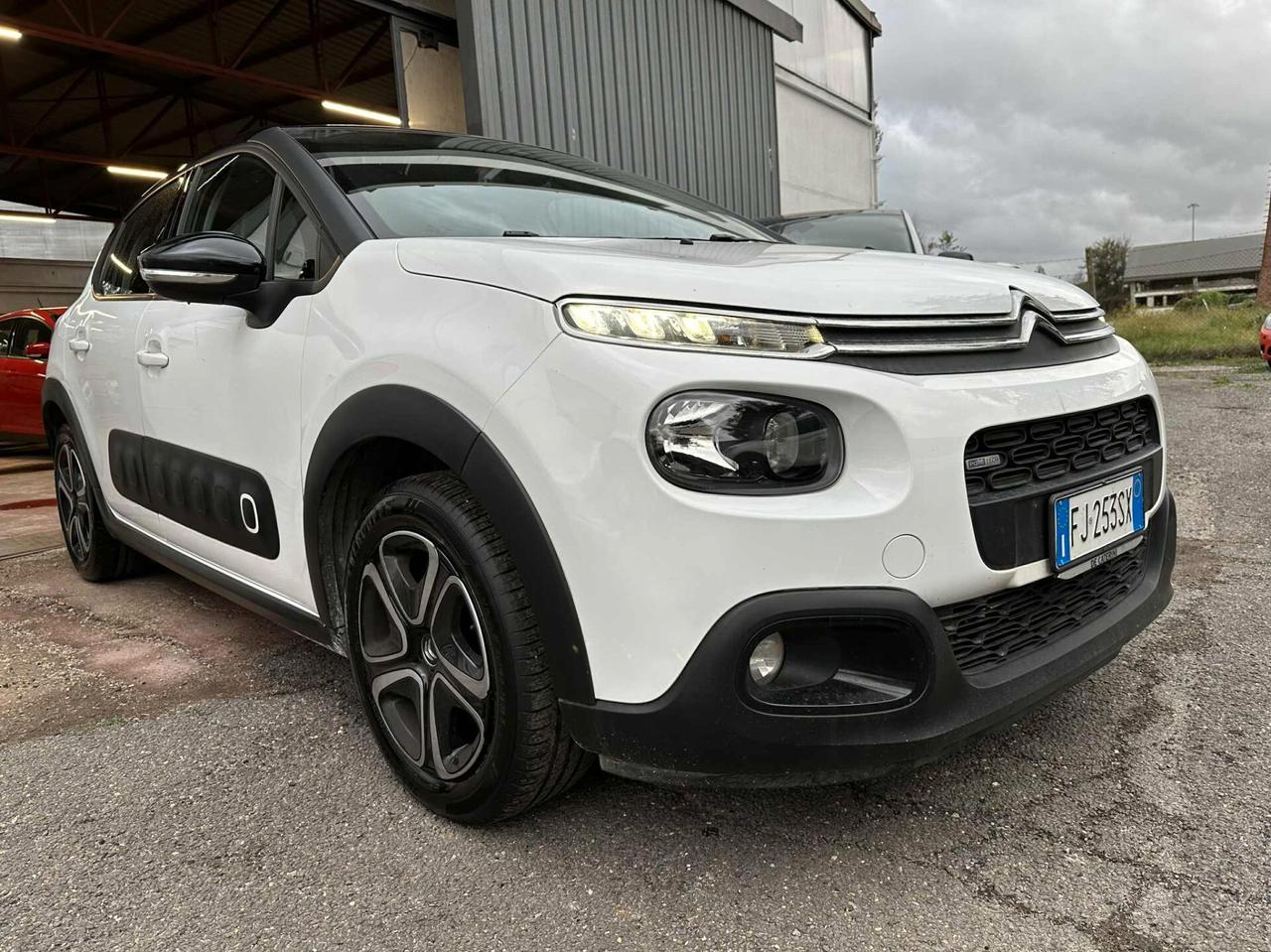 Citroen C3 PureTech 82 GPL Shine
