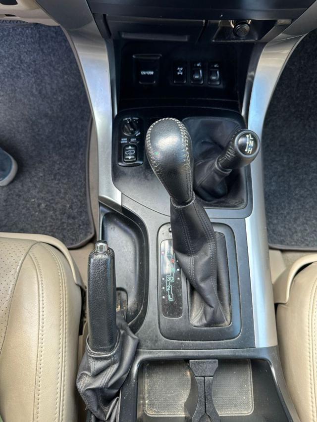 TOYOTA Land Cruiser 3.0 D-4D 16V cat 5 porte Sol 7 posti automatico