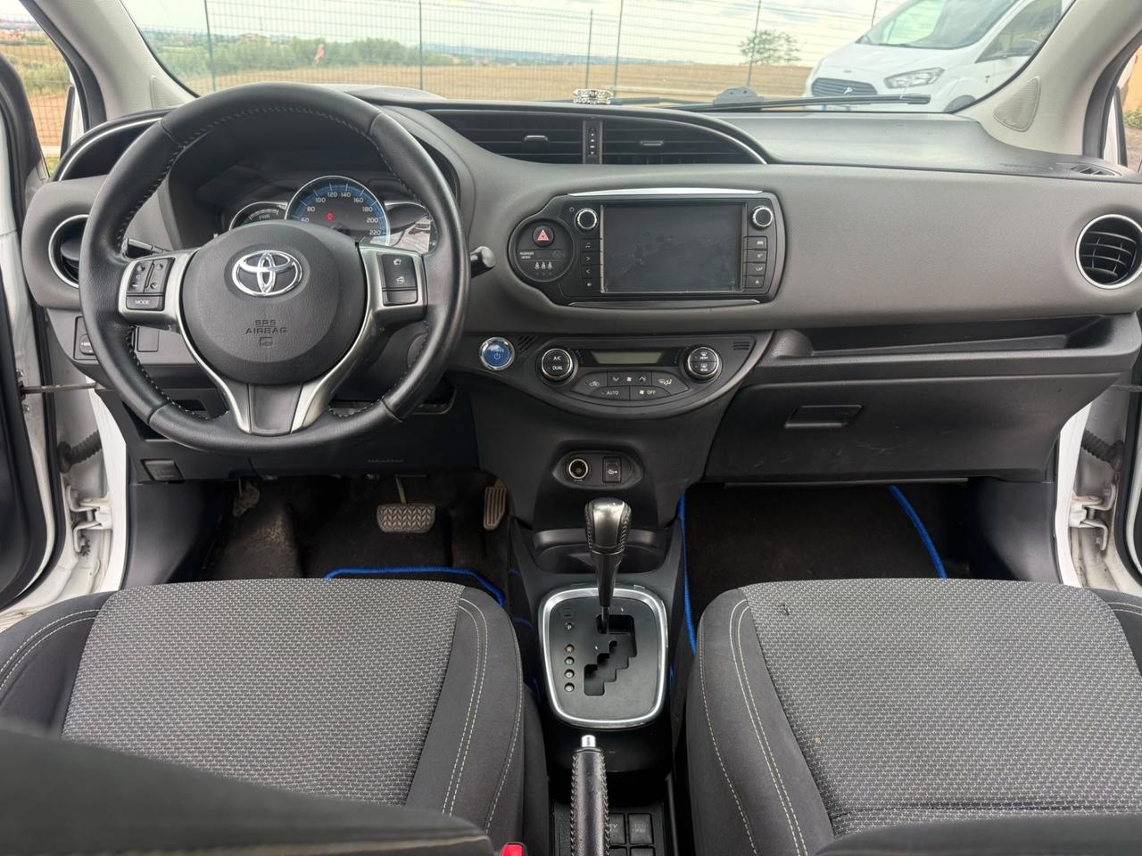 Toyota Yaris 1.5 Hybrid 5 porte Cool