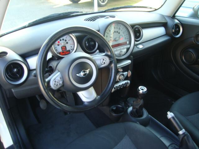 Mini COOPER 1.6 DIESEL ''adatta per neopatentati''