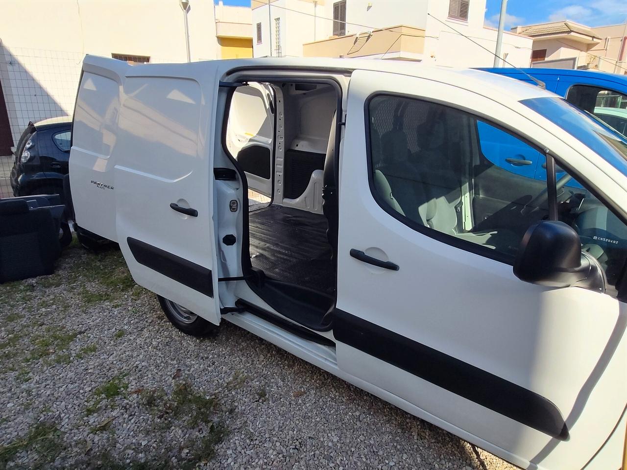 Peugeot Partner 1.6 8V HDi 90CV FAP 4x4 L1 3 posti Furgone Endurance
