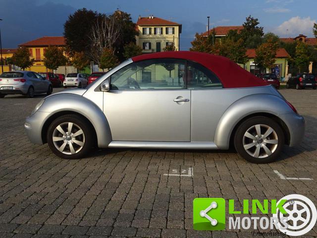 VOLKSWAGEN New Beetle 1.6 Cabrio RED EDITION