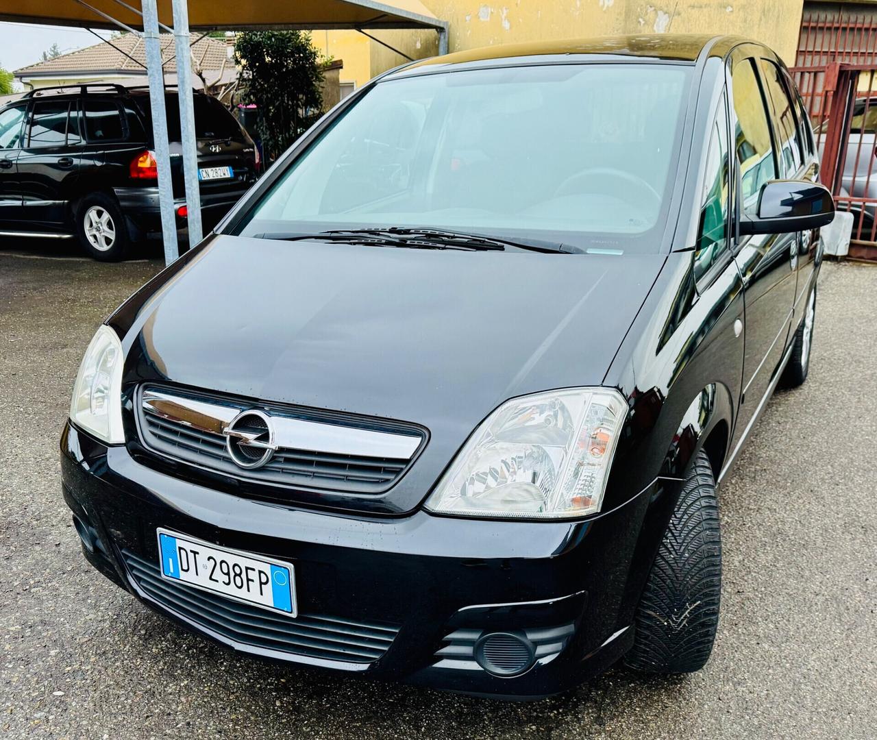 Opel Meriva 1.4 16V Cosmo ok Neopatentati