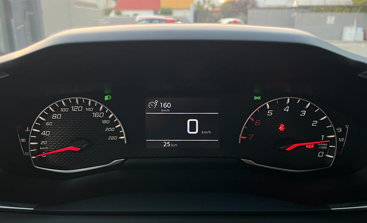 Peugeot 208 PureTech 100 Stop&Start 5 porte Business Km0