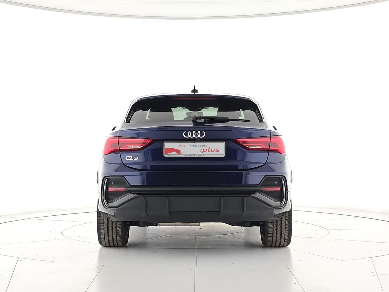 Audi Q3 sportback 35 2.0 tdi identity black s-tronic