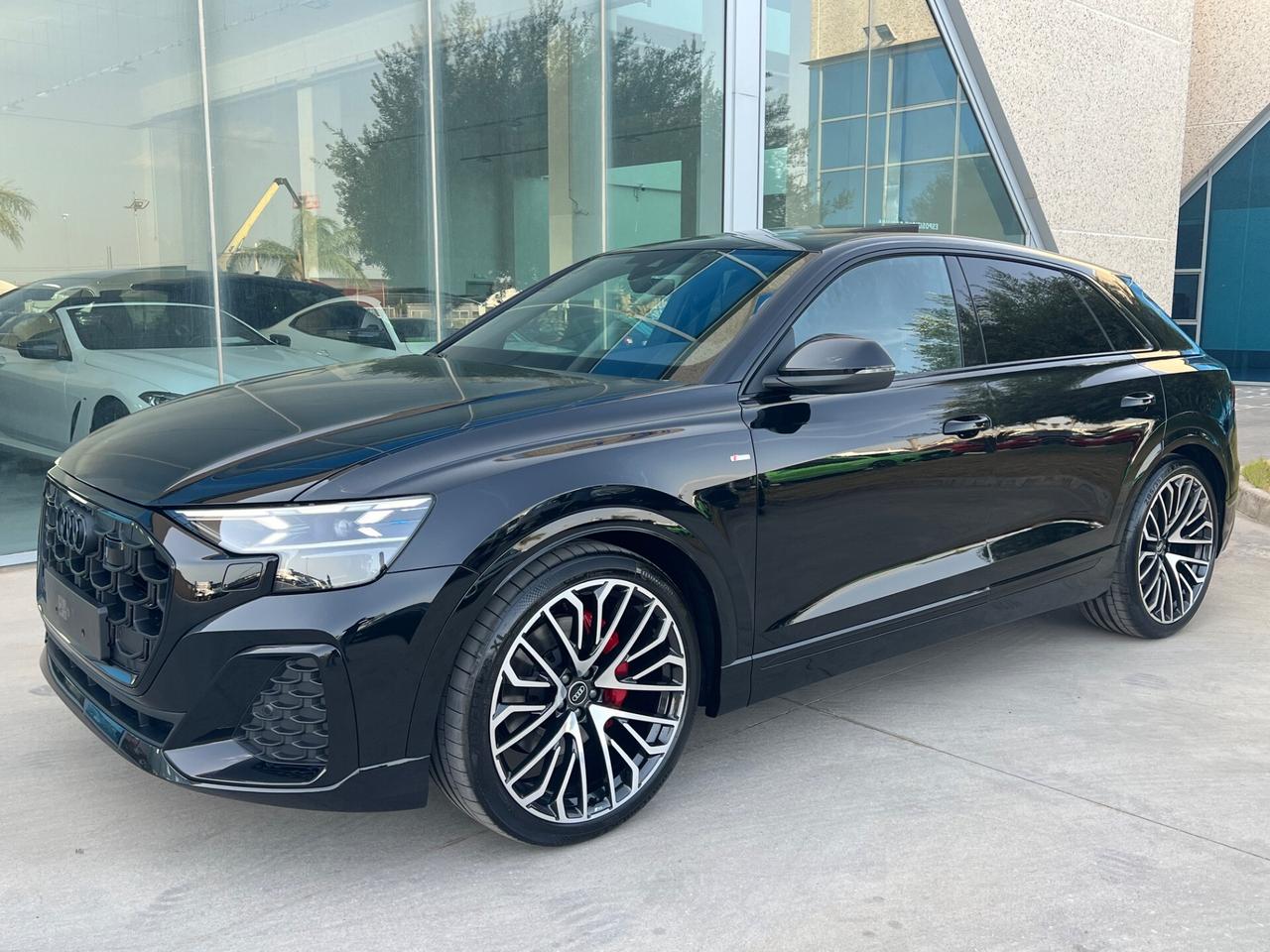 Audi Q8 SUV TDI quattro 286Cv tiptronic S line edition - possibilità noleggio no scoring