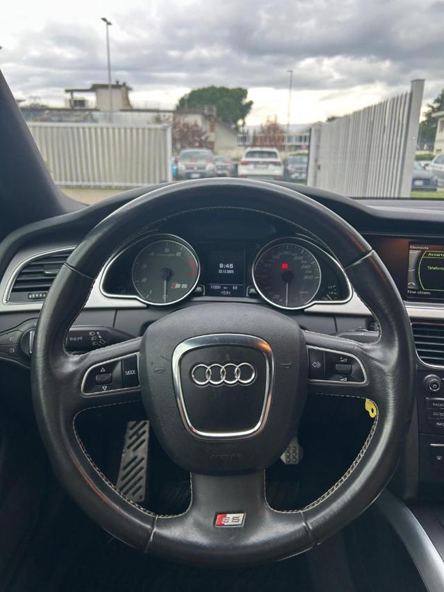 AUDI S5 4.2 V8 quattro