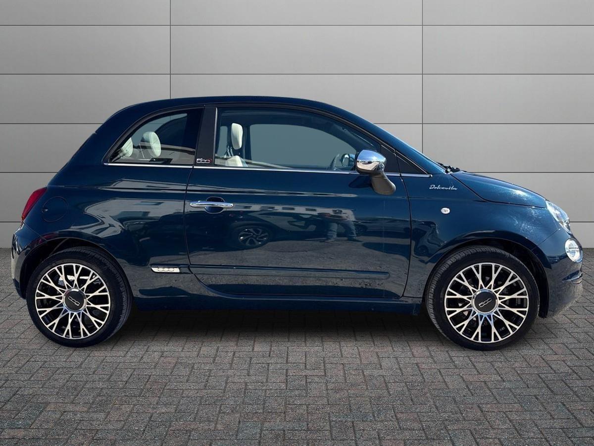 FIAT 500 III - 500C 1.0 hybrid Dolcevita 70cv