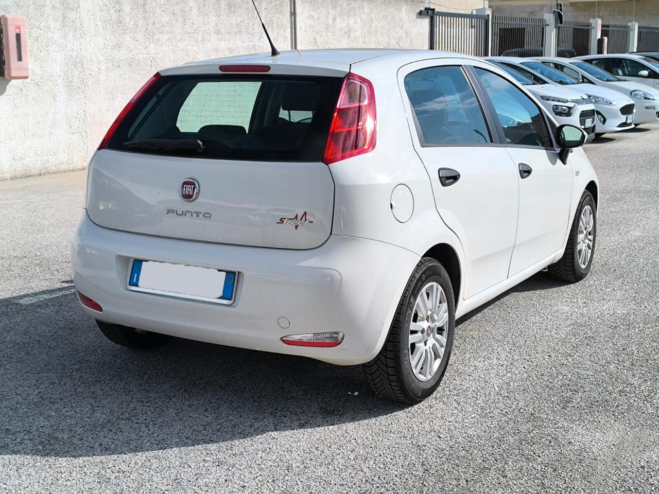 Fiat Punto 1.3 MJT II 75 CV Street 2015