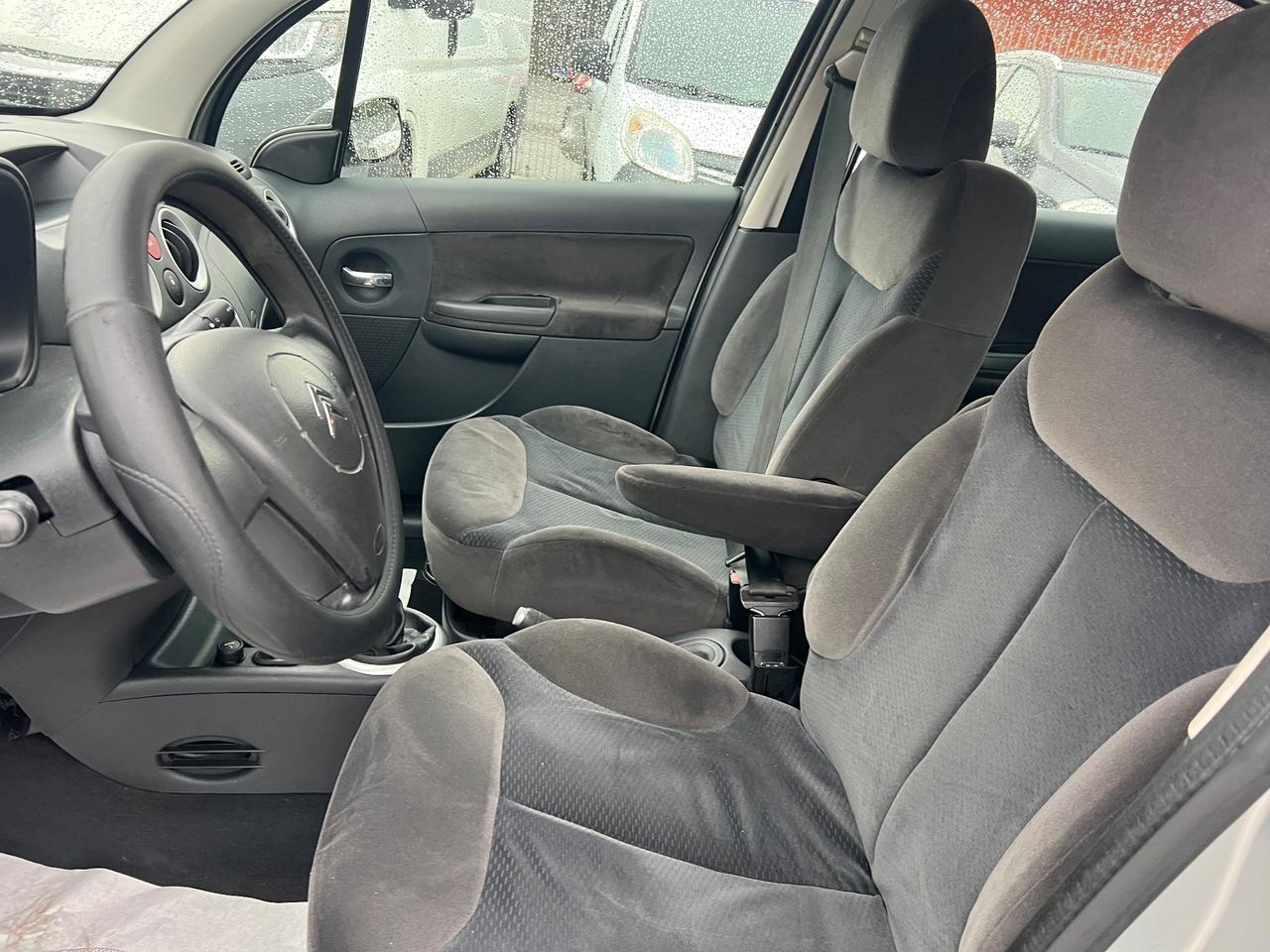 Citroen C3 1.1 airdream Gold by Pinko