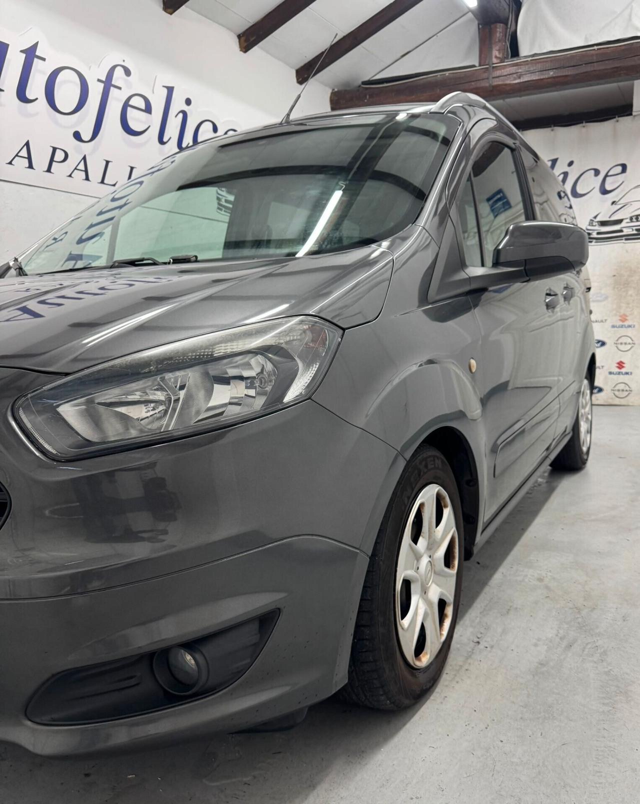 Ford Tourneo Courier 1.5 TDCI 75 CV Sport