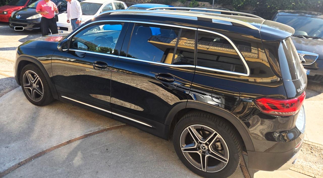 MERCEDES GLB 200 FULL TAGLIANDATA BEN TENUTA KM 70000 GARANZIA