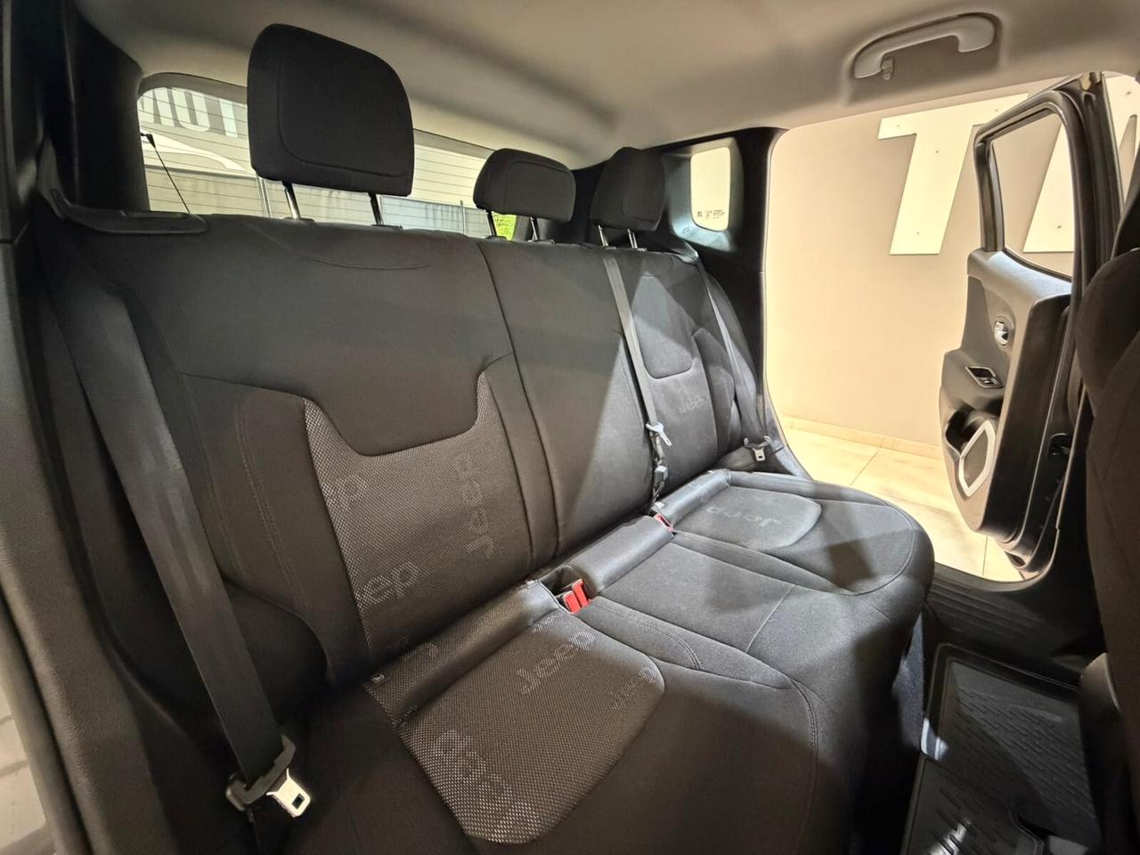 Jeep Renegade 1.6 Mjt DDCT 120 CV Business