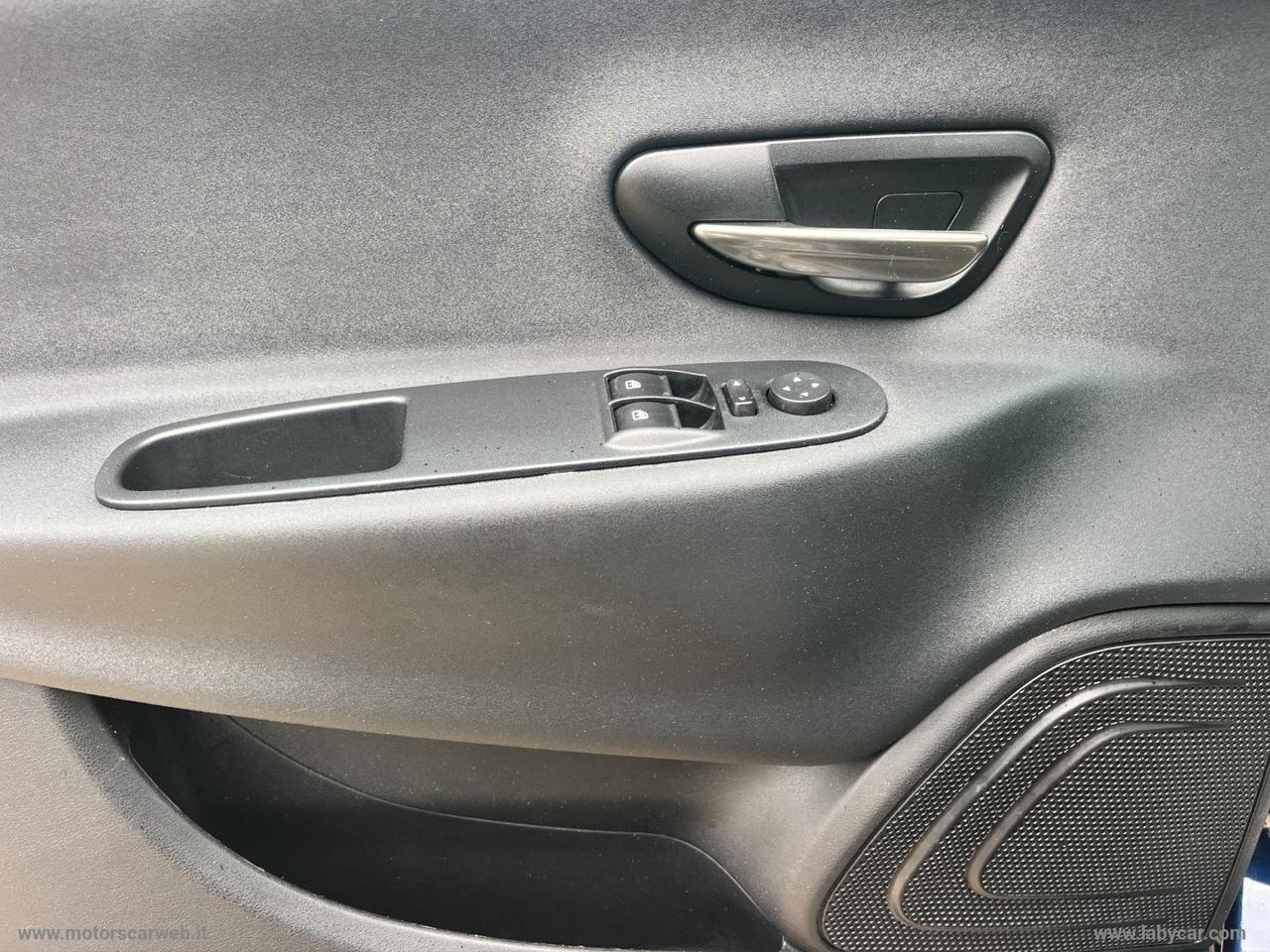 LANCIA Ypsilon 0.9 T.Air 85CV 5p. Met.Ec.Plat.