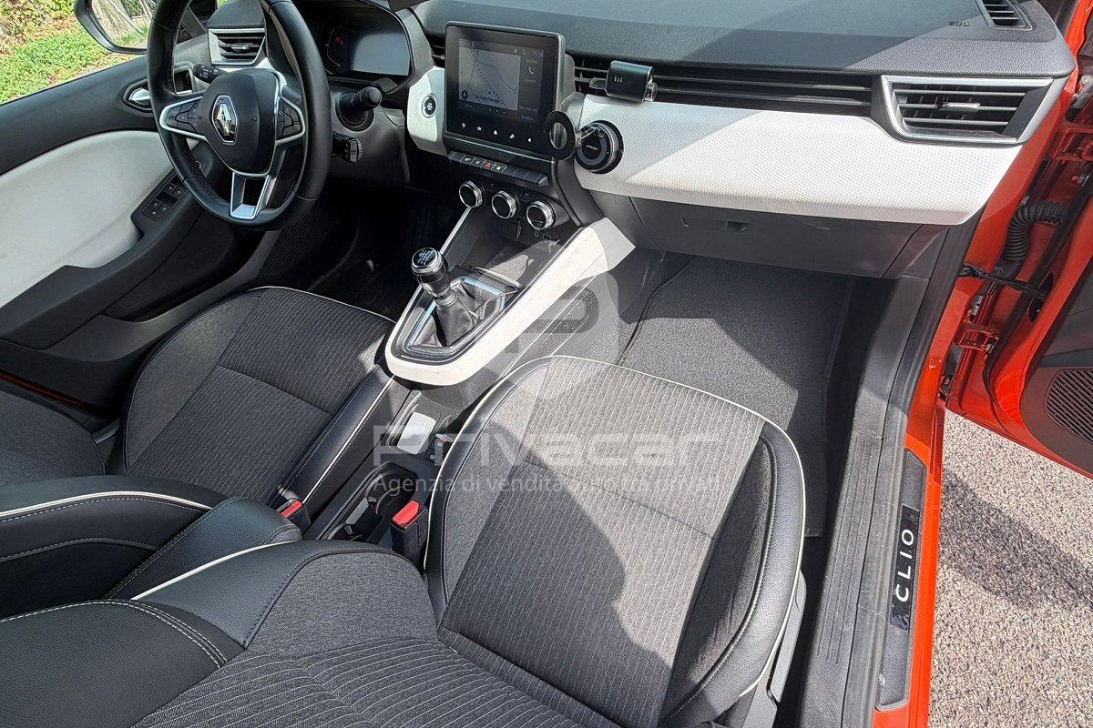 RENAULT Clio TCe 90 CV 5 porte Techno