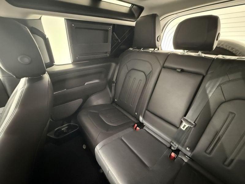 Land Rover Defender 3.0 D6 200 90 S AWD auto.