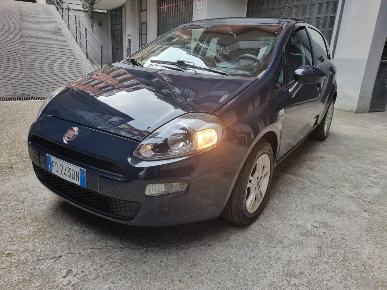 Fiat Punto 1.4 8V 5 porte Easypower Young - MANUTENZIONE ESEGUITA!!!