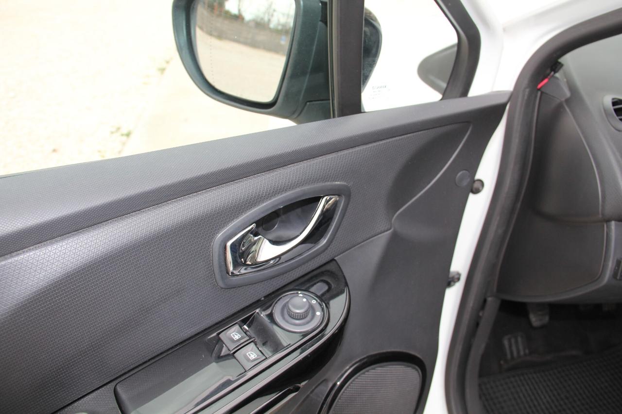 Renault Clio 0.9 TCe 12V GPL Start&Stop 5 porte Energy (KW 66 - CV 90 Neopatentati)