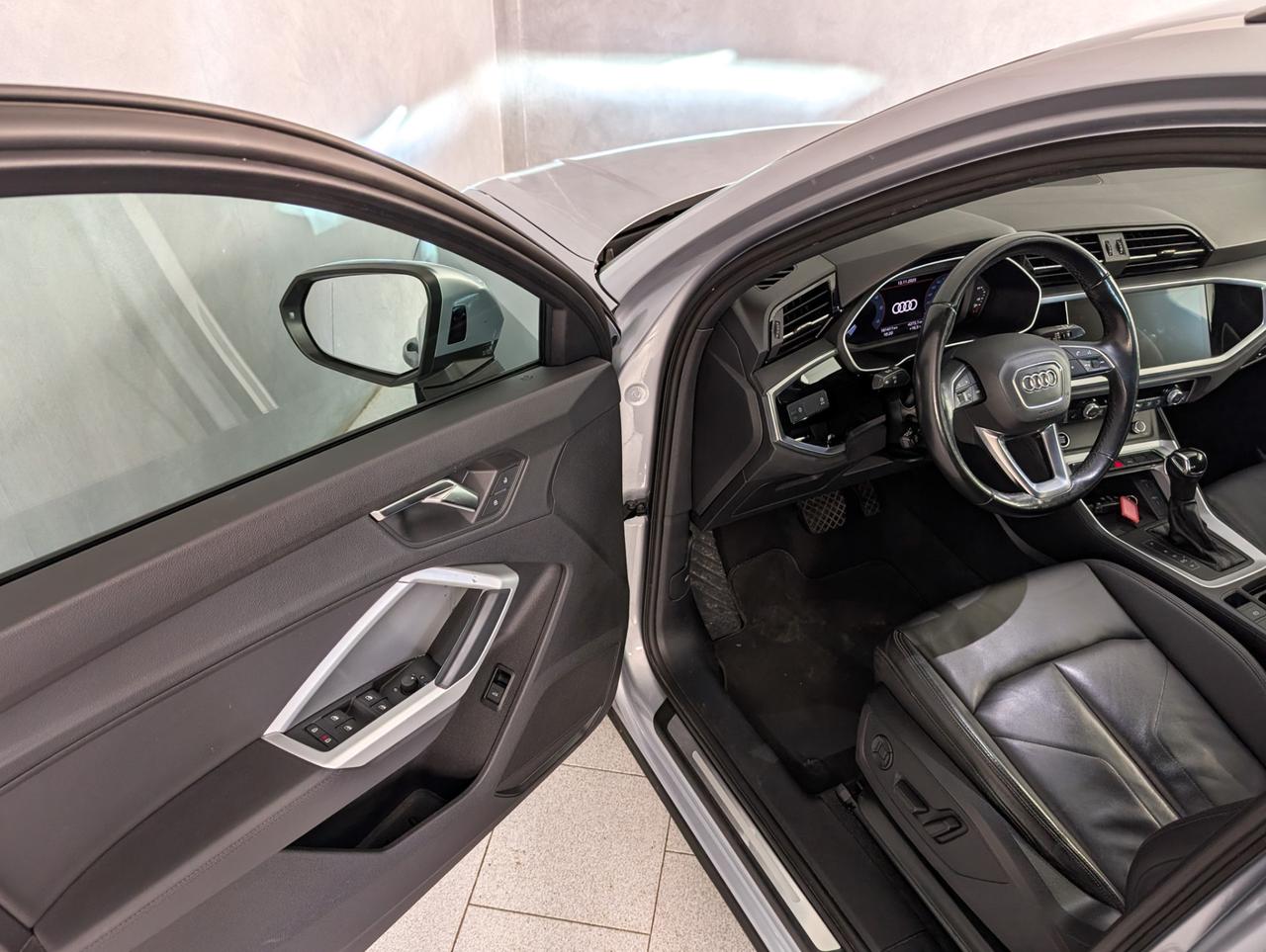 Audi Q3 35 TDI S-tronic Business Advanced