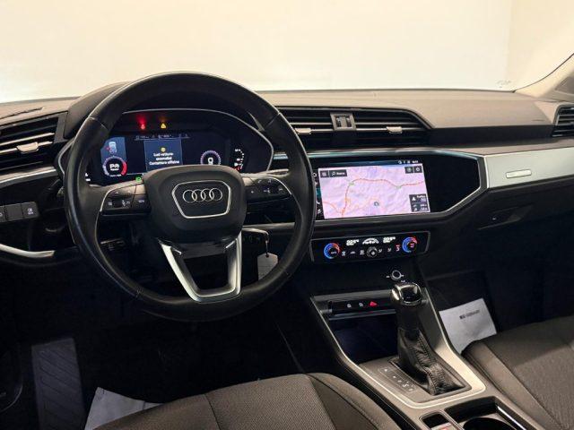 AUDI Q3 35 TDI S tronic Business