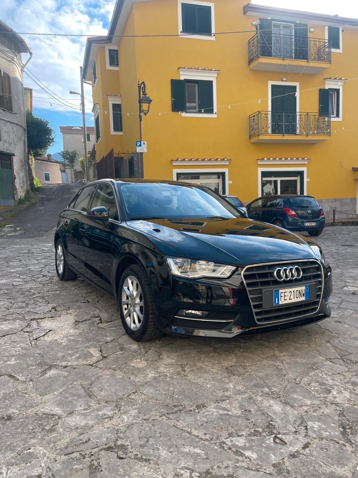 Audi A3 1.6 TDI clean diesel S tronic Ambition