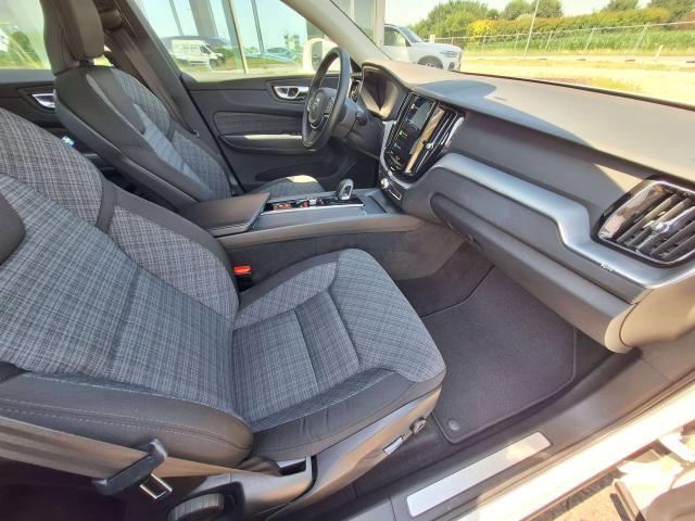 Volvo XC60 XC60 II 2022 2.0D b4 197cv Core Automatica - IVA deducibile