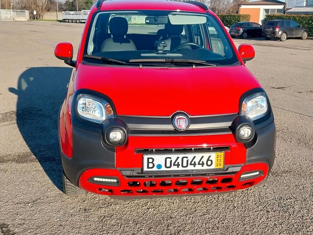 Fiat Panda 1.0 FireFly S&S Hybrid Red
