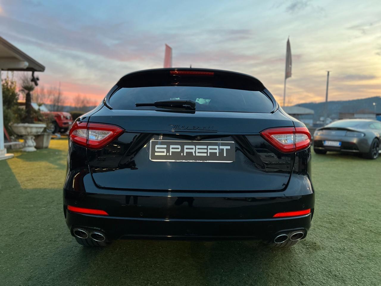 Maserati Levante V6 Diesel 275CV AWD SERVICE BOOK SAMOCAR/R"21/ PACK BLACK SOSPENSIONI