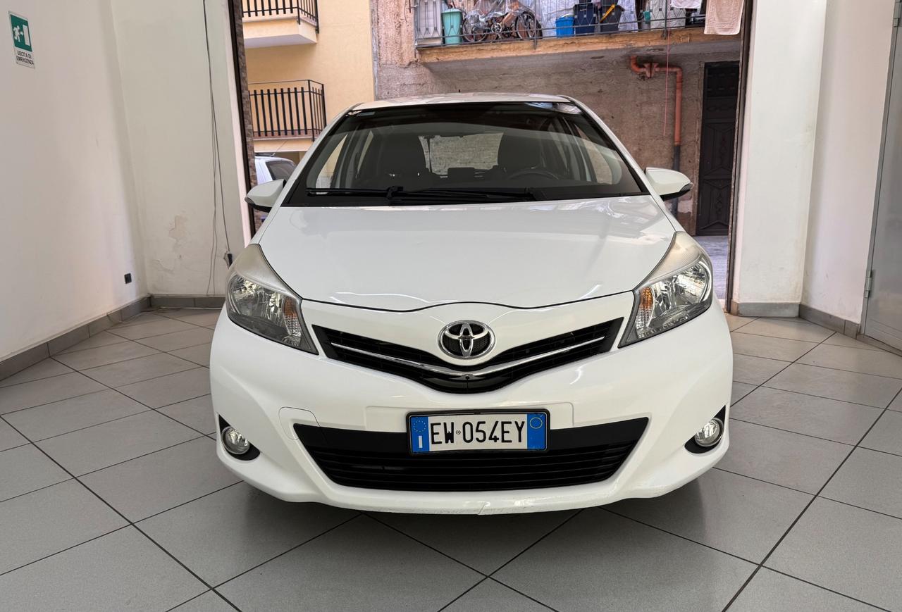 Toyota Yaris 1.4 Diesel 90/CV 5 porte Lounge