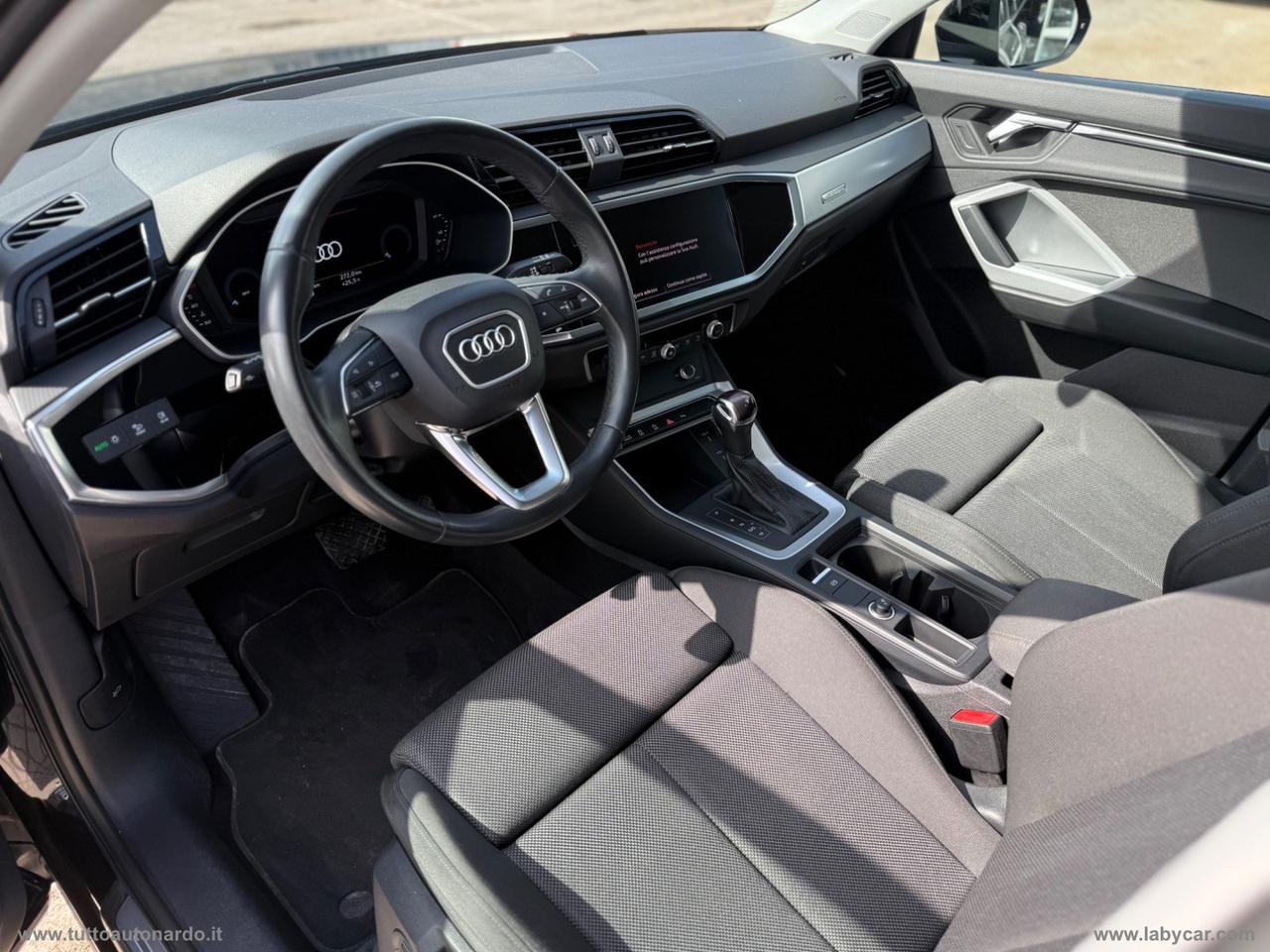 AUDI Q3 SPB 35 TDI quattro S tr. Ident. Black