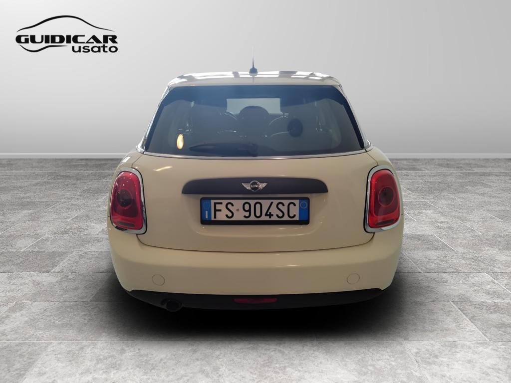 MINI Mini IV F55-F56 2014 - Mini 1.2 One 75cv 5p