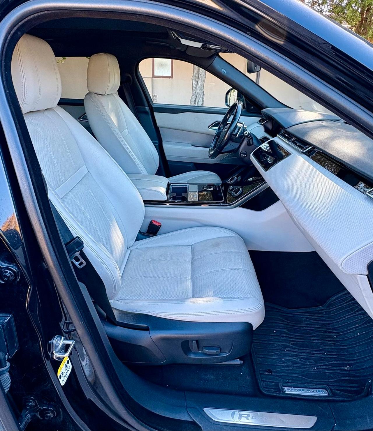 Land Rover Range Velar 2.0D I4 240 CV R-Dynamic SE