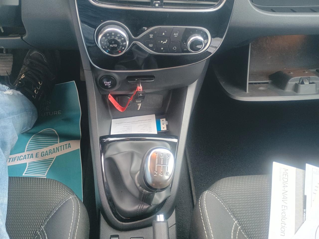RENAULT CLIO NEOPATENTATI EURO6