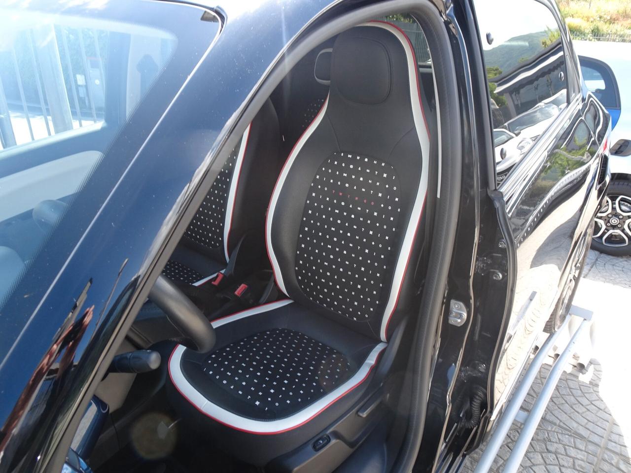 RENAULT TWINGO SCE 75 CV Signature