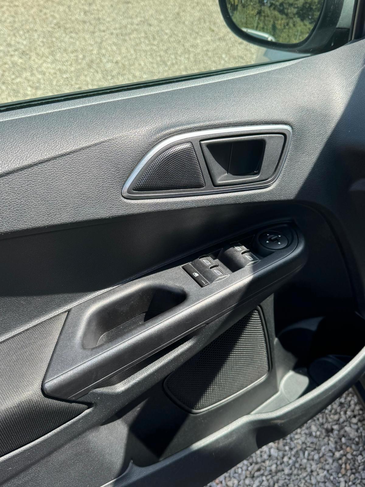 Ford B-Max 1.5 TDCi 75 CV AUTOCARRO 4 POSTI